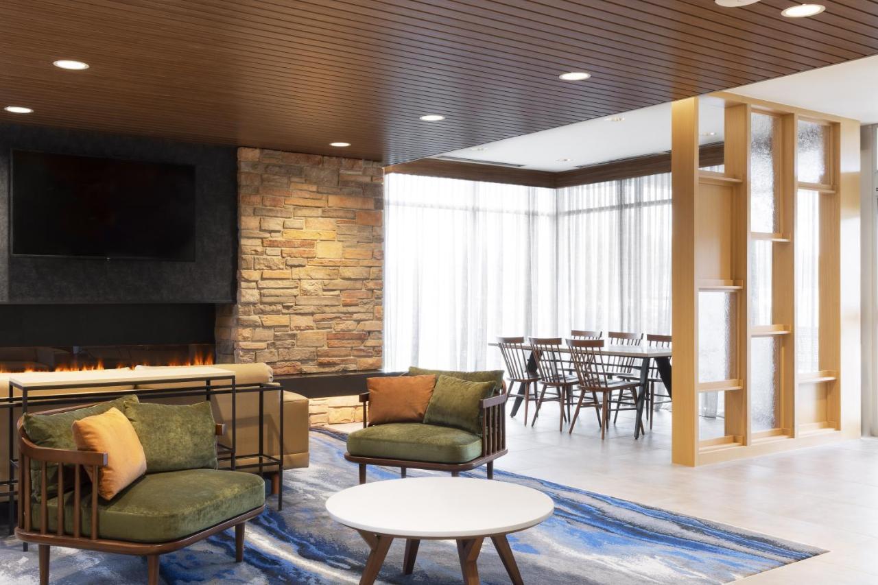 Hotel Fairfield By Marriott And O Fallon Il